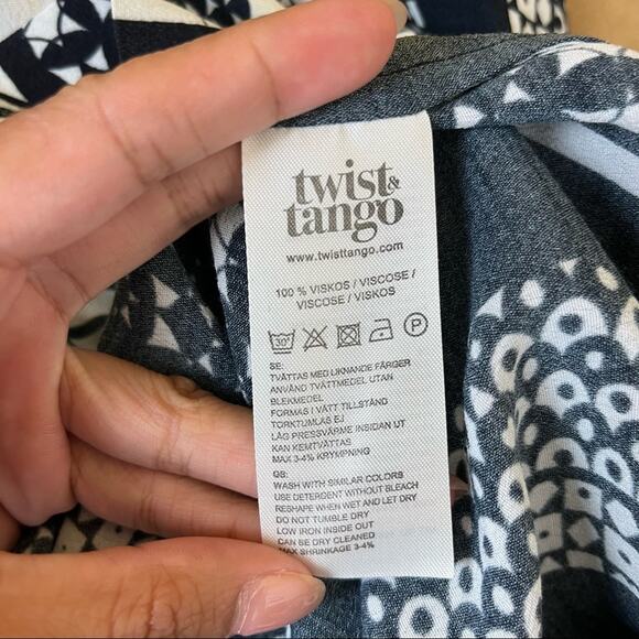 Twist & Tango Patch-work Button Front Blouse Medium - Picture 11 of 11